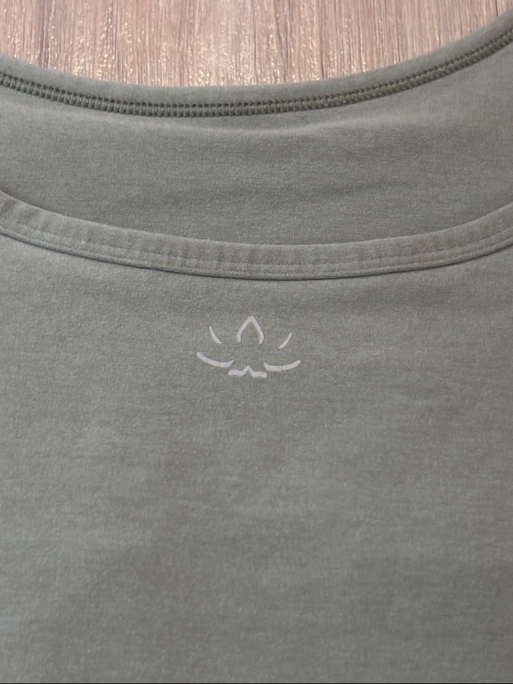 Beyond Yoga Cami Style Crop - Picture 7 of 12